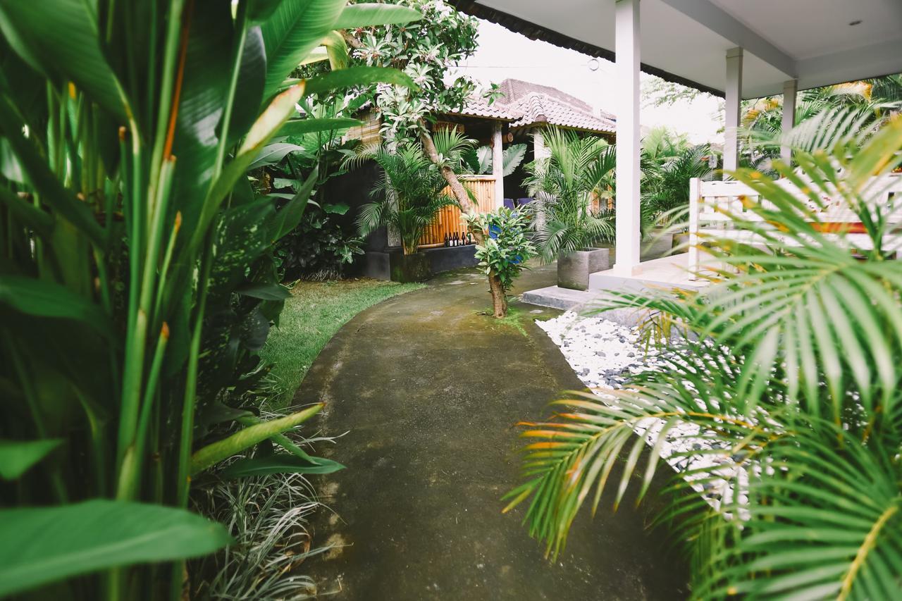 Swan House Canggu Hotel Eksteriør billede