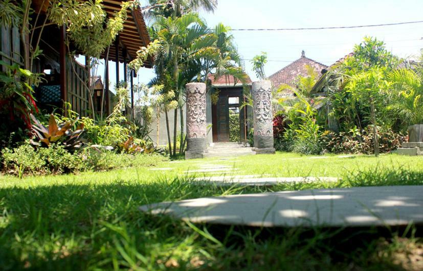 Swan House Canggu Hotel Eksteriør billede